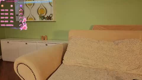 Snapshot of erlenbayer chatting on 17, 3, 2026 Chanel online show from 17, 3, 2026