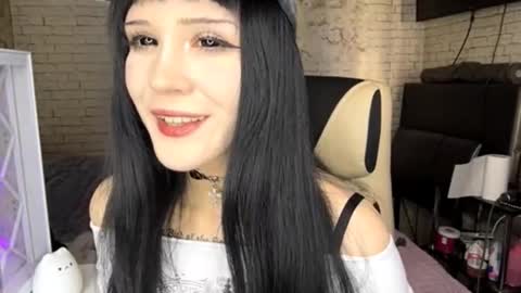 Nina online show from 12, 2, 2026