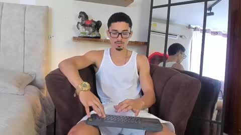 Snapshot of eros_becker_ chatting on 7, 3, 2026 eros_becker_ online show from 7, 3, 2026