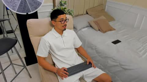 Snapshot of eros_becker_ chatting on 30, 3, 2026 eros_becker_ online show from 30, 3, 2026