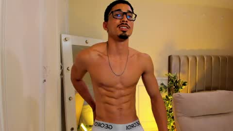 Snapshot of eros_becker_ chatting on 6, 4, 2026 eros_becker_ online show from 6, 4, 2026