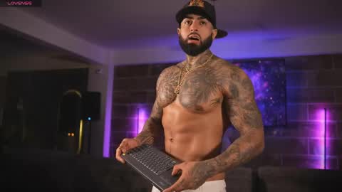 Snapshot of eros_dark_ chatting on 1, 4, 2026 EROS DARK online show from 1, 4, 2026