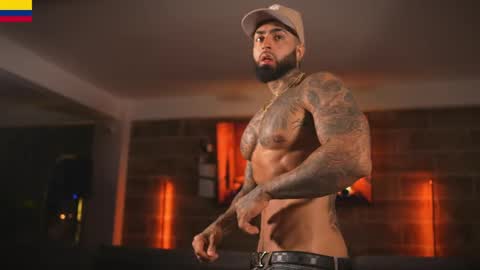 Snapshot of eros_dark_ chatting on 21, 4, 2026 EROS DARK online show from 21, 4, 2026