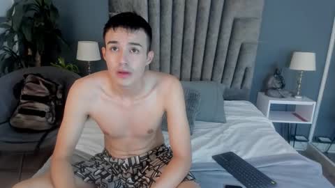 Snapshot of eros_mancini chatting on 10, 11, 2025 Eros Mancini online show from 10, 11, 2025