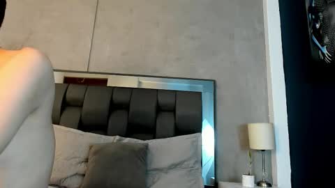 Snapshot of eros_mancini chatting on 18, 11, 2025 Eros Mancini online show from 18, 11, 2025