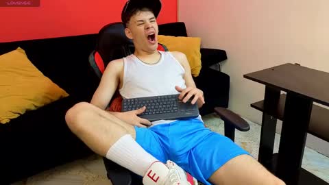 Snapshot of eros_steel chatting on 7, 6, 2026 Eros online show from 7, 6, 2026