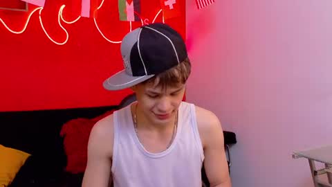 Snapshot of eros_steel chatting on 1, 7, 2026 Eros online show from 1, 7, 2026