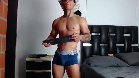 Snapshot of erosscott chatting on 16, 3, 2026 Eros online show from 16, 3, 2026