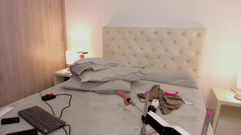 Karen online show from 28, 12, 2024