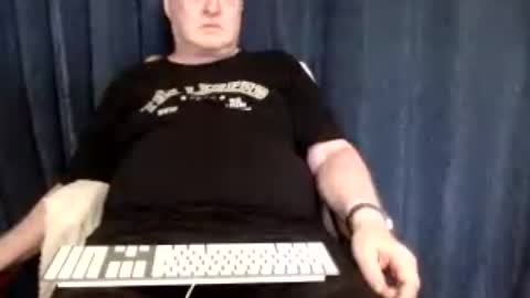 Tom Delaney online show from 30, 7, 2026