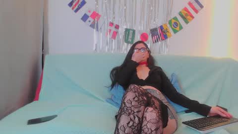 Snapshot of erzsidragon chatting on 29, 3, 2026 ErzsiDragon online show from 29, 3, 2026