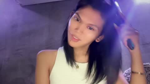 Chelliane online show from 9, 4, 2026