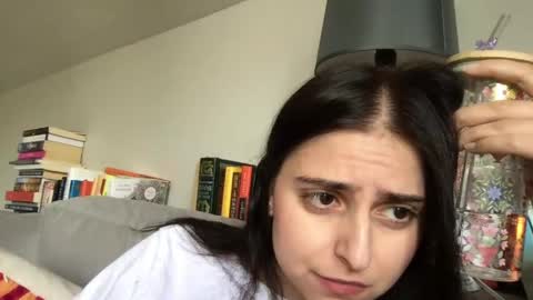 Snapshot of esimaralda chatting on 31, 5, 2026 esimaralda online show from 31, 5, 2026