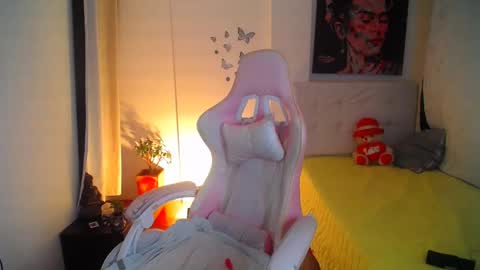 Esmeralda online show from 21, 1, 2025