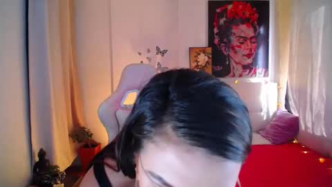 Esmeralda online show from 10, 2, 2025