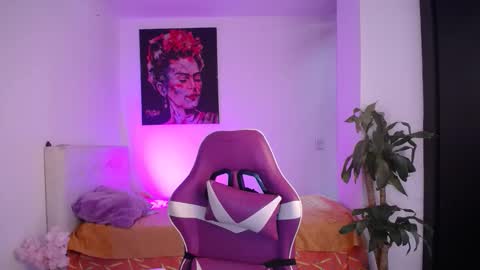 Snapshot of esmeralda098 chatting on 18, 1, 2026 Esmeralda online show from 18, 1, 2026