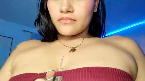 Snapshot of esmeralda19120372 chatting on 21, 4, 2026 esmeralda19120372 online show from 21, 4, 2026