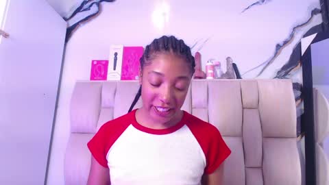 Snapshot of esmeralda_bk chatting on 8, 4, 2026 esmeralda_bk online show from 8, 4, 2026