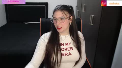 Snapshot of espagamer5 chatting on 10, 9, 2025 Xbebetax online show from 10, 9, 2025