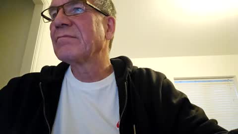 Snapshot of essexb0y chatting on 15, 1, 2025 EssexB0y online show from 15, 1, 2025