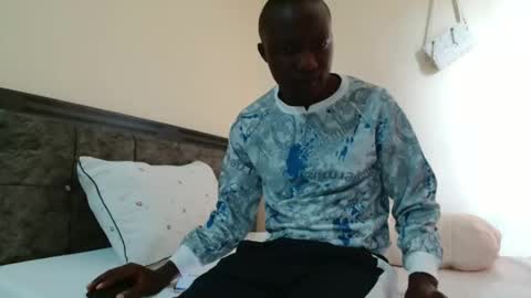 Snapshot of essypetite chatting on 19, 1, 2026 essypetite online show from 19, 1, 2026
