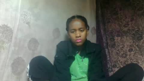 Snapshot of estancelee chatting on 1, 7, 2026 estancelee online show from 1, 7, 2026