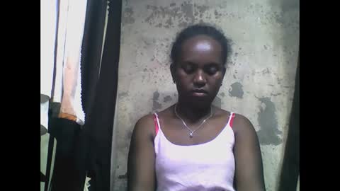 Snapshot of estanie chatting on 15, 9, 2025 estanie online show from 15, 9, 2025