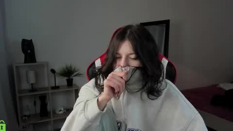 Snapshot of este_ria chatting on 14, 12, 2024 esteria online show from 14, 12, 2024