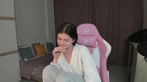 Snapshot of este_ria chatting on 31, 12, 2024 esteria online show from 31, 12, 2024