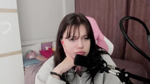 Snapshot of este_ria chatting on 26, 2, 2025 esteria online show from 26, 2, 2025