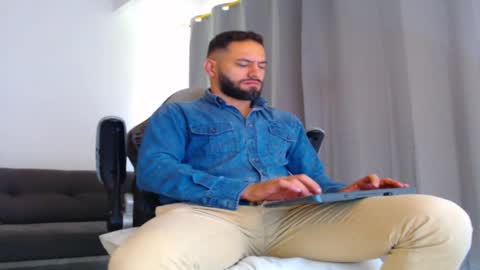 esteban online show from 1, 12, 2025