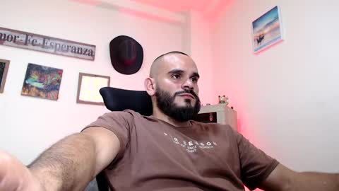 Snapshot of esteban_fer chatting on 20, 5, 2026 Esteban Fernandez online show from 20, 5, 2026