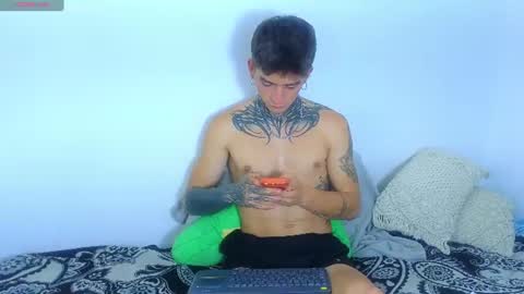 Esteban independent model online show from 11, 7, 2026