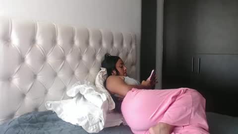 valeria online show from 5, 3, 2025