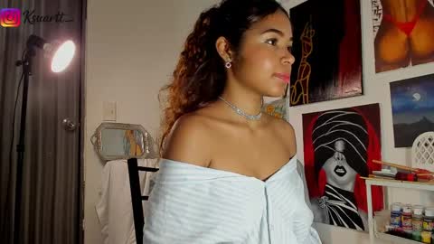 Snapshot of estefy_arroyo1 chatting on 5, 5, 2026 estefy_arroyo1 online show from 5, 5, 2026