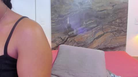 Snapshot of estefy_gomez1 chatting on 4, 3, 2025 Stefy online show from 4, 3, 2025