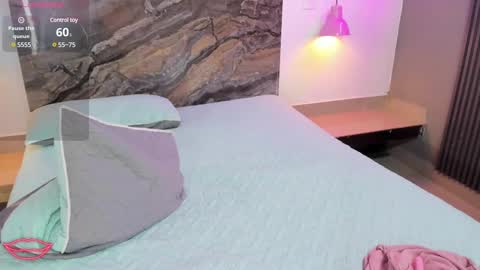 Snapshot of estefy_gomez1 chatting on 11, 3, 2025 Stefy online show from 11, 3, 2025