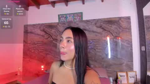 Snapshot of estefy_gomez1 chatting on 17, 6, 2026 Stefy online show from 17, 6, 2026