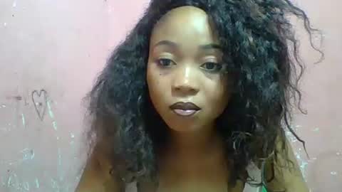 estelah20 online show from 1, 12, 2025