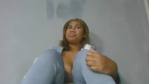 Snapshot of estelah796836 chatting on 24, 5, 2026 estelah796836 online show from 24, 5, 2026