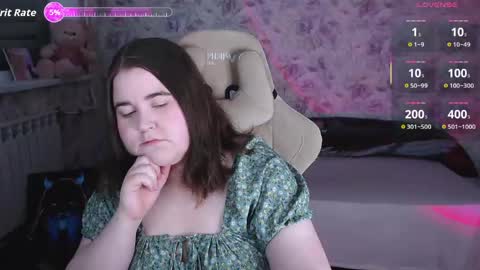 estelle_hicks online show from 24, 5, 2026