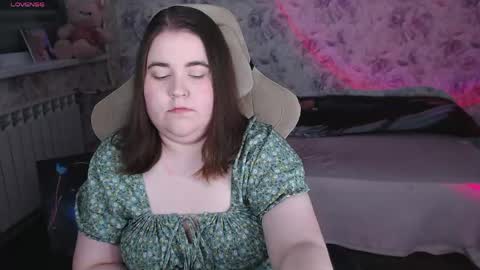 estelle_hicks online show from 1, 6, 2026
