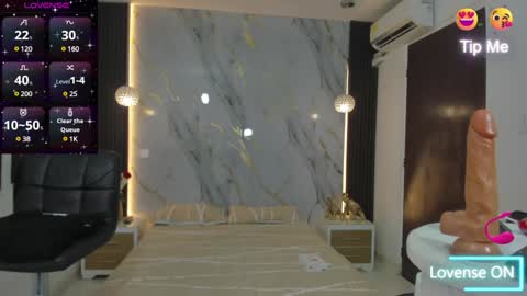 Estephany online show from 16, 12, 2024