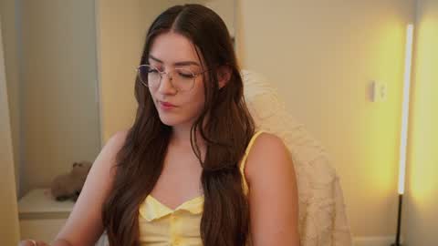 Snapshot of ester_hill chatting on 14, 7, 2026 Ester online show from 14, 7, 2026