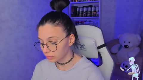 Snapshot of estercollins chatting on 7, 2, 2025 Ester online show from 7, 2, 2025