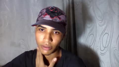 Snapshot of estiben_party chatting on 7, 7, 2026 estiben_party online show from 7, 7, 2026