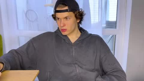 Alex online show from 18, 4, 2026