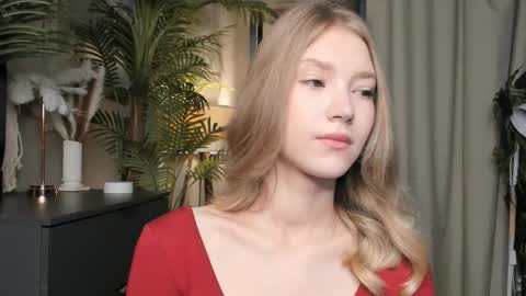 Natalie online show from 25, 10, 2025