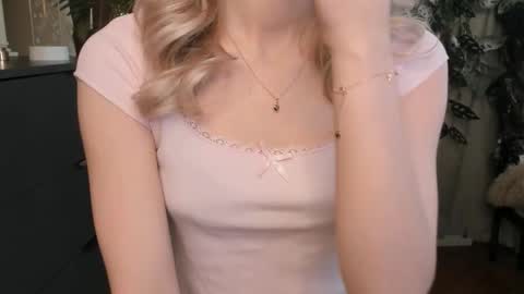 Snapshot of eternity_cuite chatting on 11, 3, 2026 Natalie online show from 11, 3, 2026