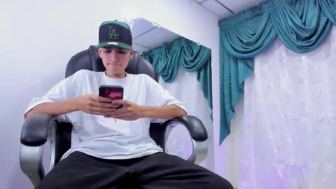 Ethan online show from 18, 12, 2024